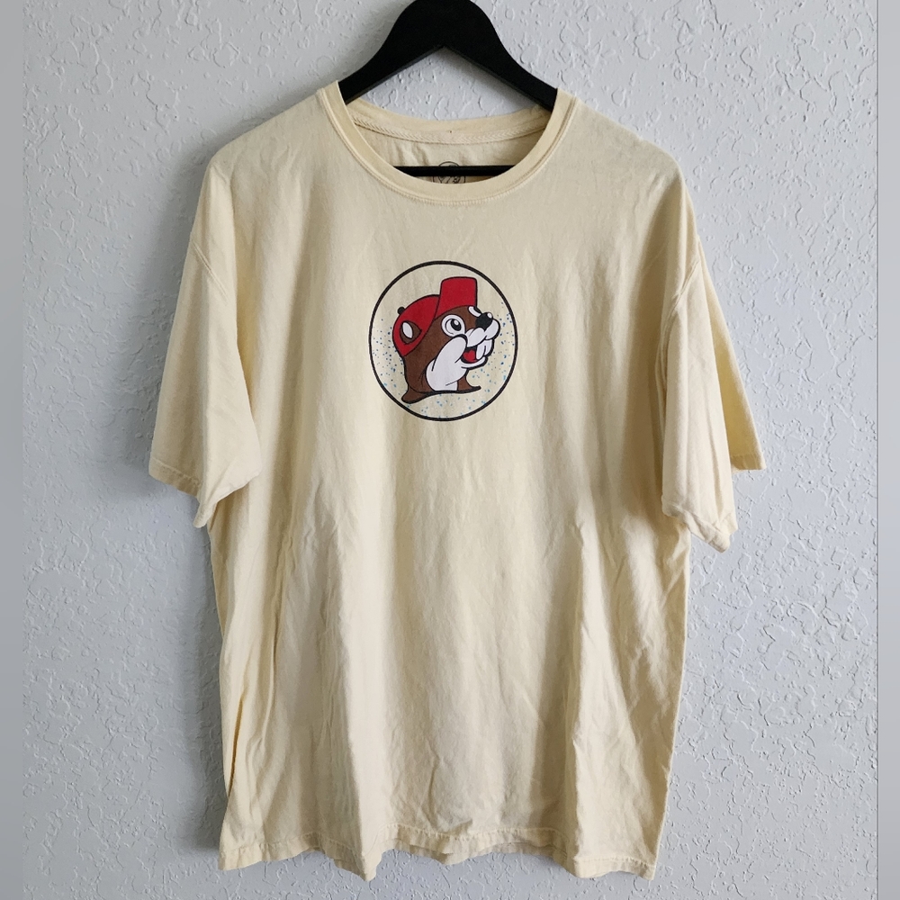 Buc-ee's Shirt - Picture 2 of 9
